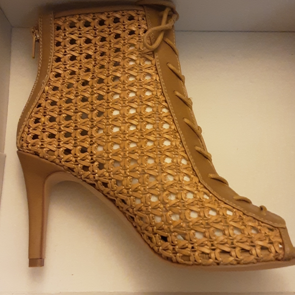 Cato weave open toe ankle bootie - Picture 3 of 7